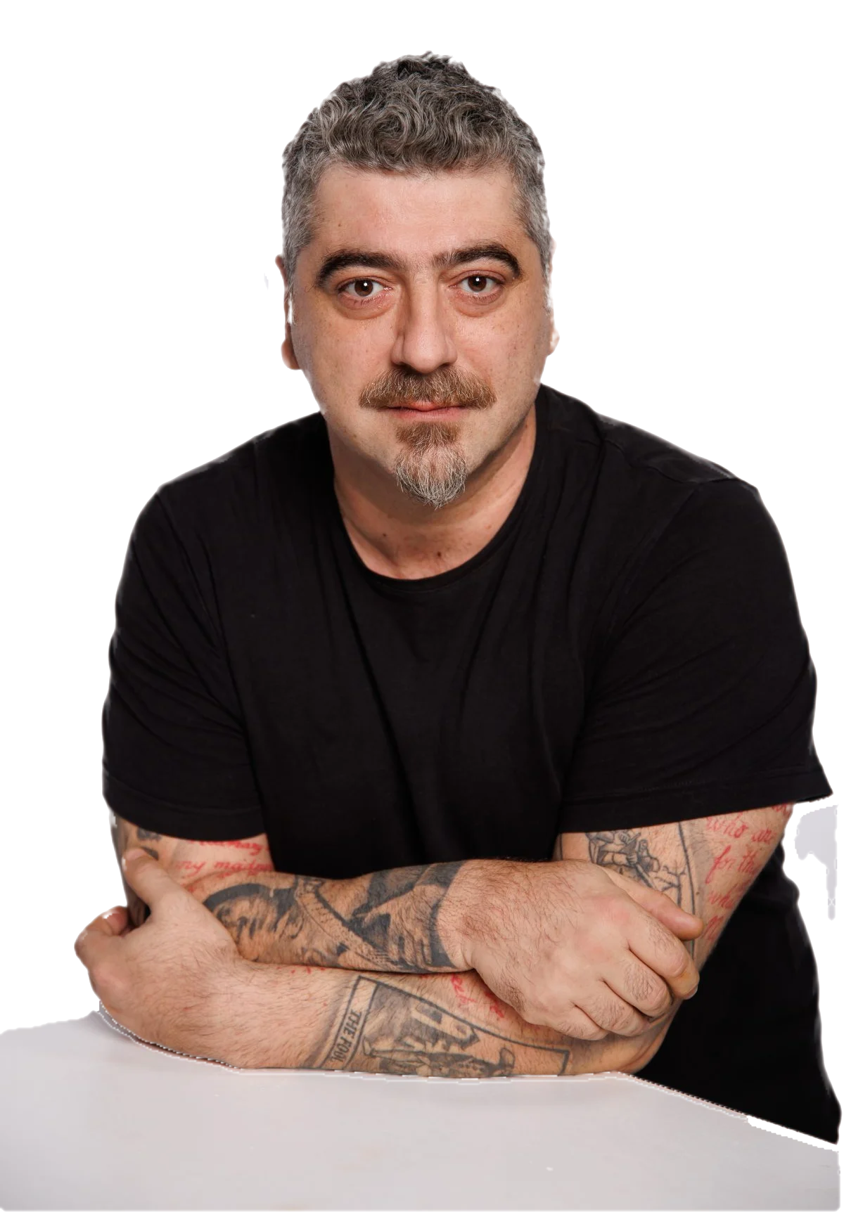 Portret: Ovidiu Niculescu