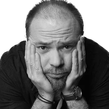 Portret: Alex Conovaru