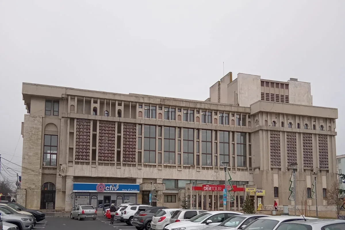 Clădirea Teatrul „Alexandru Davila”