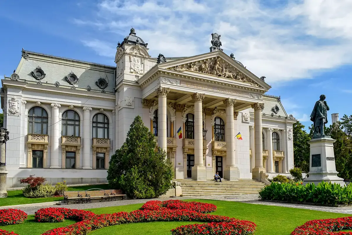 Clădirea Teatrul Național „Vasile Alecsandri”