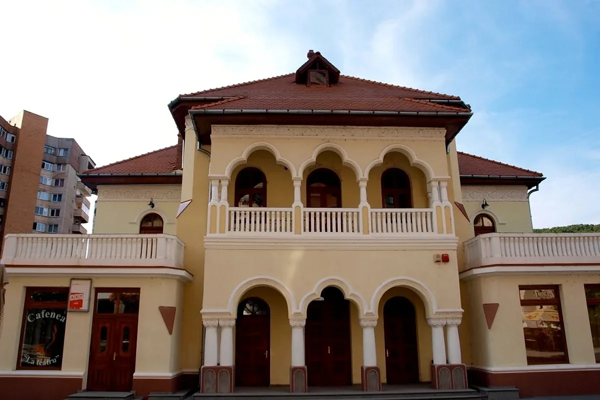 Clădirea Teatrul de Vest