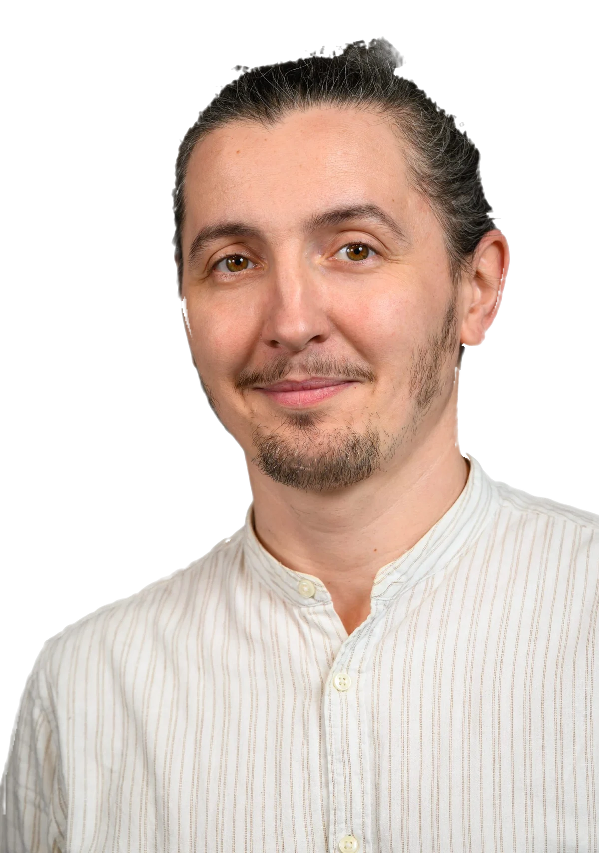 Portret: Iulian Lungu