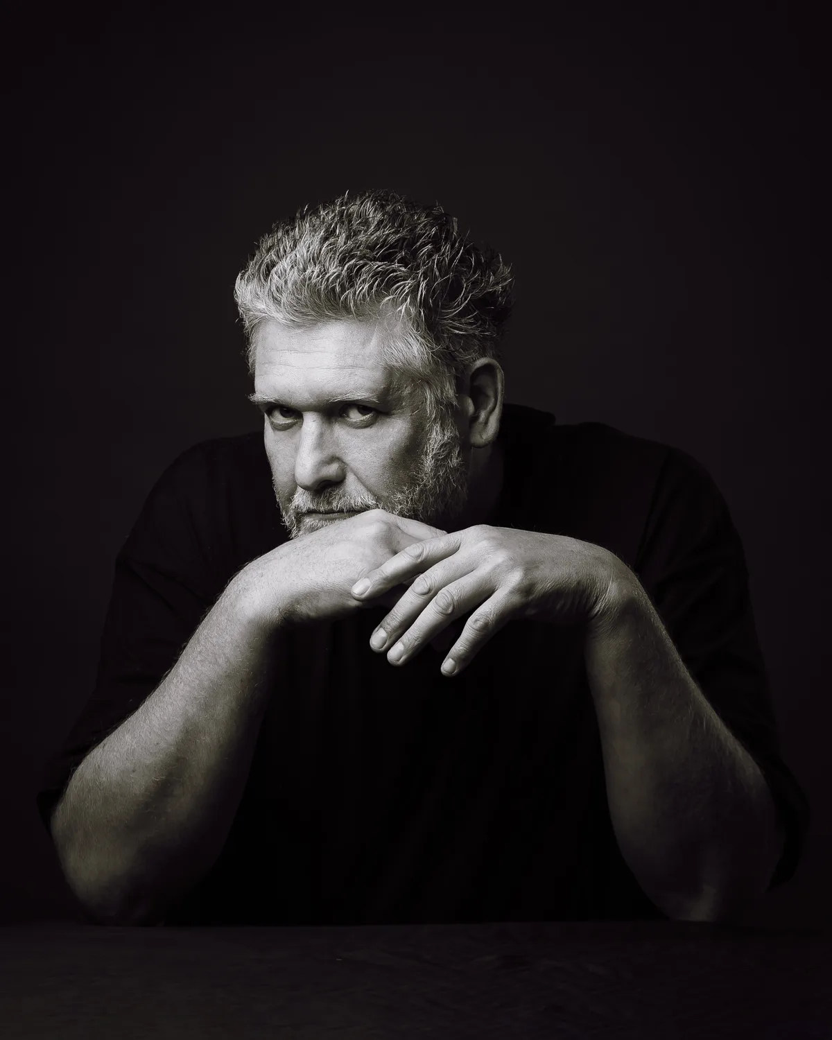 Portret: Korpos András