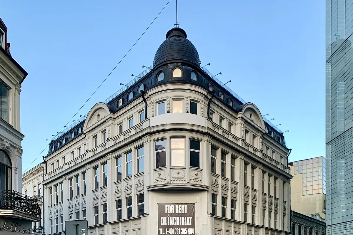 Clădirea Teatrul Roșu