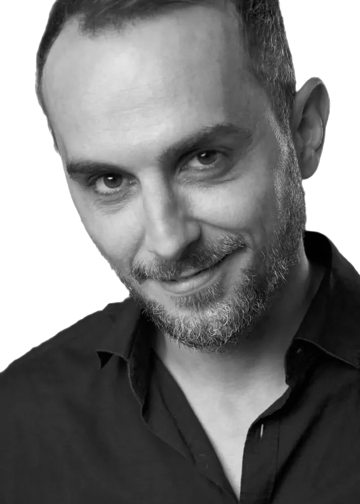 Portret: Dragoș Măceșanu