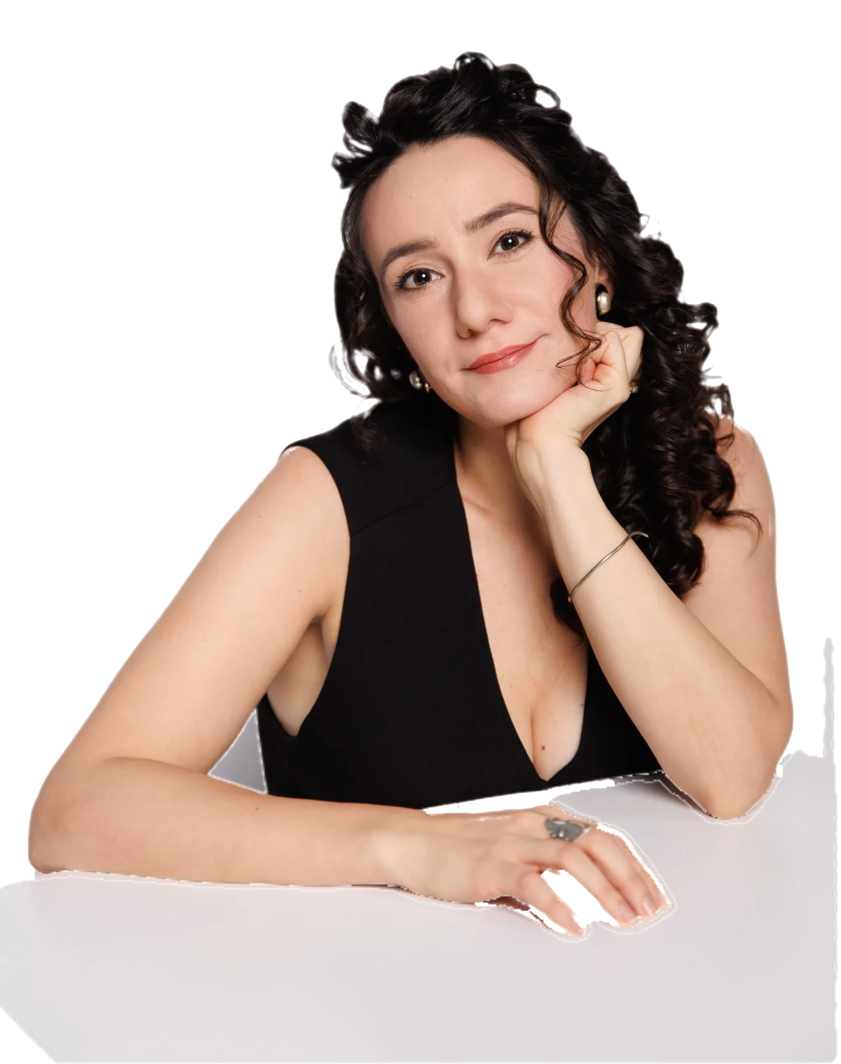 Portret: Oana Pușcatu