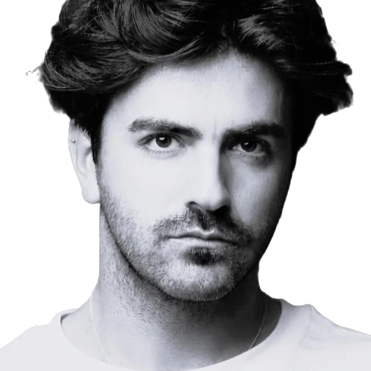 Portret: Răzvan Omotă