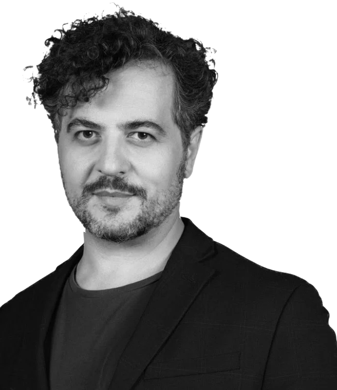 Portret: Victor Bucur