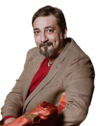Portret: Costin Gavază